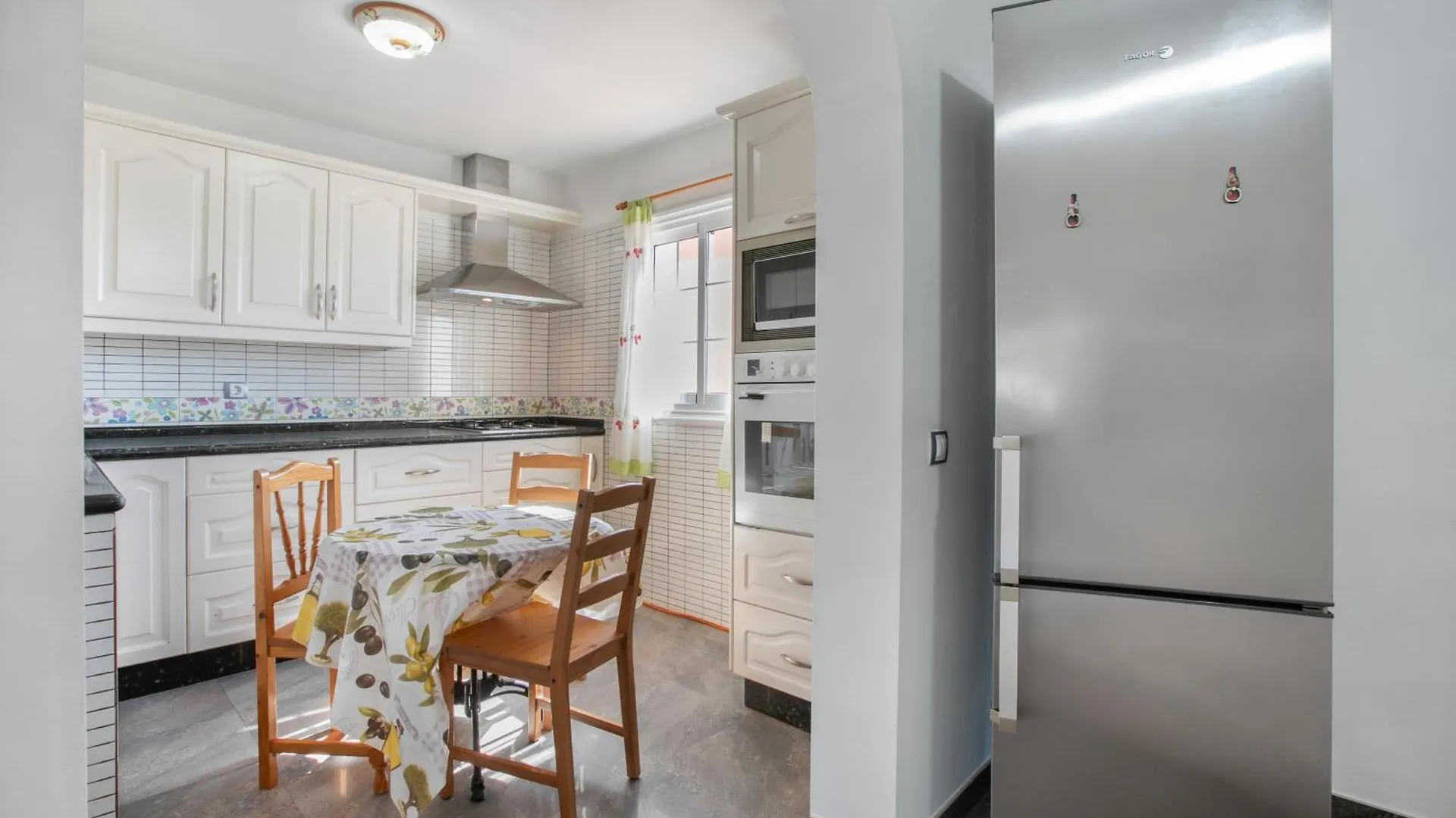Apartment Atico Los Abrigos Spain